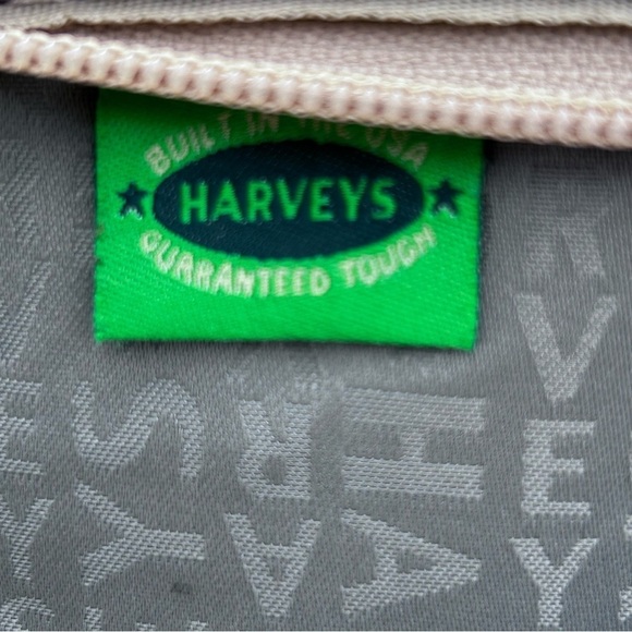 Harvey’s Original Seatbelt Wallet Clutch Bag - Picture 8 of 8